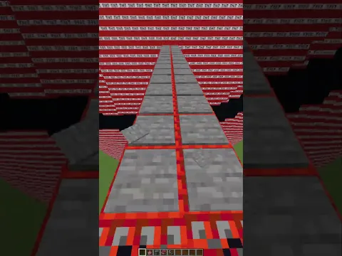 Exploding TNT in Minecraft 😱