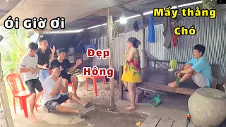 Thằng Nghĩa Nhảy Dựng Khi Thấy Bé Xuân Mặc Đồ Mát Mẽ Đi Quay