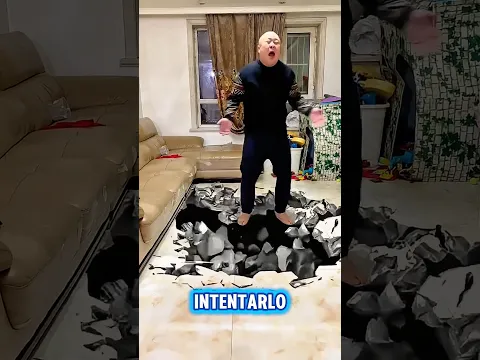 ¡Pensó que era un agujero! 😱🕳️ | Final inesperado 😂 #shorts #españa #español