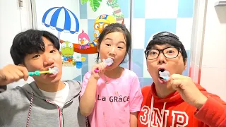 Boram é secretamente de papai sobremesas para o papai pororo macarrão playground coberto