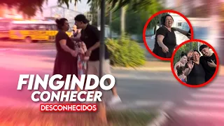 FINGINDO CONHECER DESCONHECIDOS