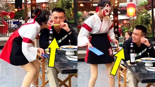 从帅哥嘴里抢西瓜，没刹住差点亲到他，不会让我以身相许吧！#汉服 #ttc #搞笑 #功夫 #funny #trick #整蛊