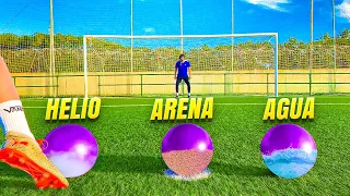 ¡¡ PENALTI SORPRESA !! ⚽ LLENAMOS el BALÓN de AGUA, ARENA y HELIO 😂 ¡Retos de Fútbol!