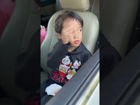 Berbagi itu berkah mama karna berbagi tidak membuat kan kita miskin#shorts