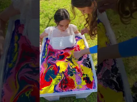 HOW TO PAINT A DRESS #SHORTS