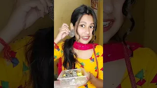 অন্যরা যেভাবে কলেজে যায় 😎 Vs আমি যেভাবে কলেজে যাই 😪 // Bangla Comedy // Akhi Roy ❤️