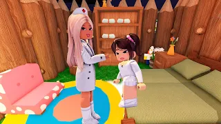 Construí Un Hospital En El Bosque. Roblox 