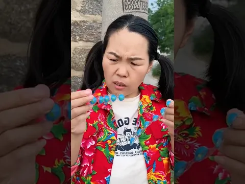 ¿Por qué no viene ningún dulce aquí adentro！