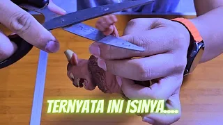 Bongkar Isi Mainan Monster Flex Super Elastis Terus Masukin Air Yang Banyak Kedalamnya