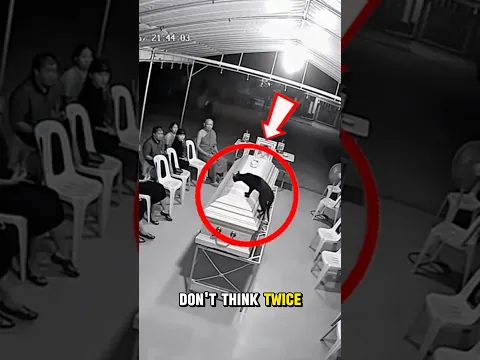 A Black Cat Jumped on This Coffin… What Happened Next Wasn’t Real😱