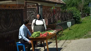 Bunica își deschide magazin - MIRCEA BRAVO