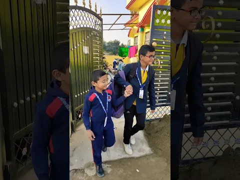 मेरे भाई का स्कूल का बैग कितना भारी 😂🤭❤️ #shorts #viral