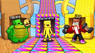 JJ and Mikey: STRANGE GYM TUNNEL BATTLE in Minecraft...