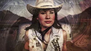 Creedence Clearwater Revival - Susie Q (Official Visualizer)