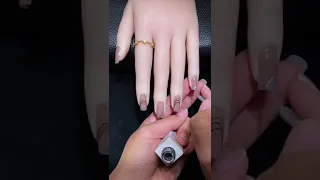 Nail design｜black line butterfly nails