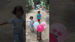 Kumpulan Aisyah dan Teman teman bermain Meletuskan balon Yeay 🎉🥳🥰 #meletuskanbalon #mainbalon
