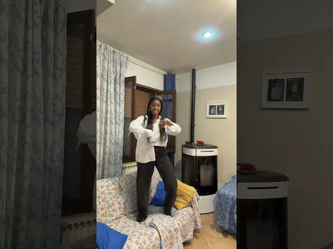 Ballo la canzone MEME di ENRICO PAPI! 😂