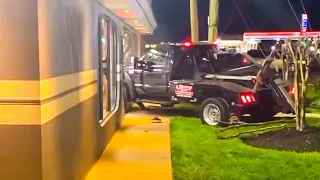 Stanimus Reacts: Man Drives Tow Truck Into Restaurant Over Chicken