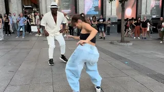 ”¡Imposible  No Mirar! El Arte de Bailar de esta muchacha Te Dejará Loco”  SALSA