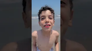 ابو العربي والبحر😂ضحك السنين