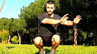 تعليم مهارة الدحرجة في كل الاتجاهات.