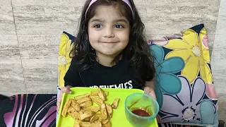 Baby Ne Khaye French Fries 🍟😍 || #trending #trendingvideo #viralvideo #vlogs