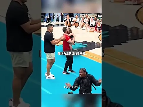 小女孩比賽摔倒崩潰大哭，重新上場後驚豔所有人 #啦啦隊 #啦啦隊表演 #漲知識 #趣聞 #體育精神