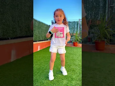 KAROL G OKI DOKI 🔥🎶 BAILA CONMIGO este Baile Viral 👍🏼💖 #bailes #bailesvirales #viral