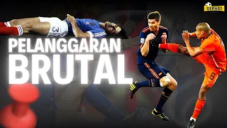 Pelanggaran Paling BRUTAL dalam Sejarah Sepak Bola....