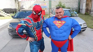 Spider Man VS Superman