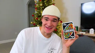The Most Powerful UNO Cards in the WORLD !