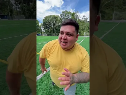EL PEOR JUGADOR DE FÚTBOL