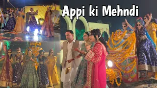 Dance Performances on Mehndi | Zainab Faisal | Sistrology