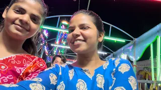 Disneyland me bahut masti kiyen 😀