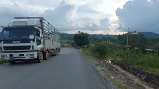 coj peb mu de dib thiab saib nplej