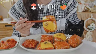 ENG) 매콤한 치즈 불닭쌈 해먹고🔥, 드디어 냉장고 소개..🙄 첫출근하고 할머니께 반찬 선물하는 일상ㅣ샌드위치 도시락, 토닭볶, 치즈알밥, 배추찜, 우엉조림, 무생채 비빔밥