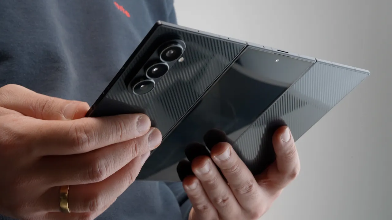 Vid�o-Test de Samsung Galaxy Z TriFold par Computer Bild