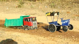 Tipper Truck Stuck in Pit Pulling Out Ford Tractor And Swaraj Tractor | CS kids Toy