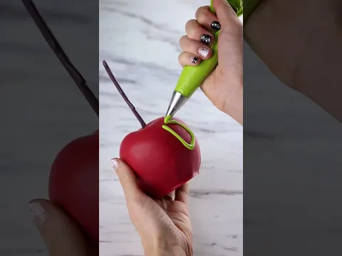 Snow White Poison Apple 🍎 VLOGTOBER DAY 7 #shorts #shorts30