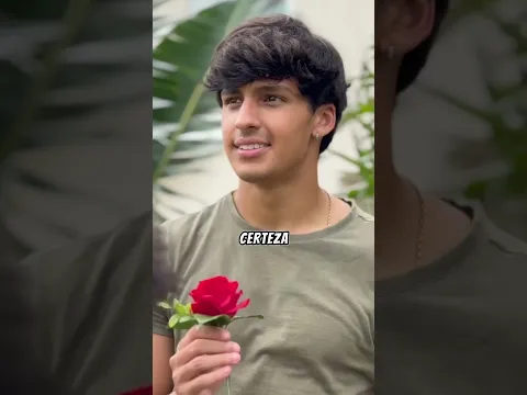 UM ANJO DISFARÇADO DE CRIANÇA