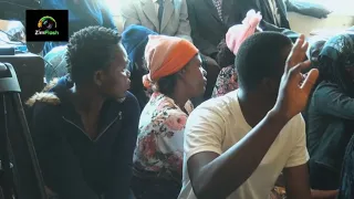Vakabatwa Vachikwirana Mumota NaMai Vemusikana Hazvina Kupera Mushe