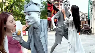 Don't Try To Take Away My Food| Sculpture​ Man& Silver​man Funny VS Sculpture​ Bronze Women Funny