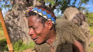 This is So incredible See How hadzabe tribe Catch and Cooks their traditional Raw