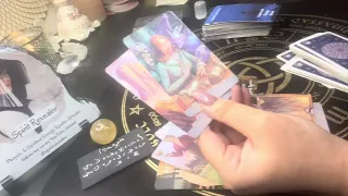 شخص ابتعد عنك يشعر بالندم على قراره😱اعتقد انه سينساك ولكنه الان محترق نفسيا ومهموم/ما نواياه تجاهك!