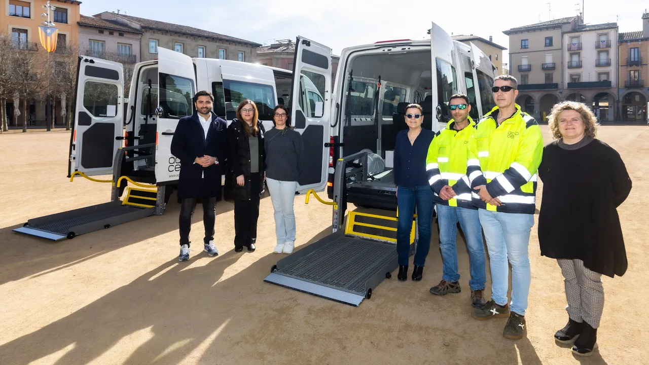 ADFO reforça el transport adaptat de Manlleu amb dues noves furgonetes i gestió digital