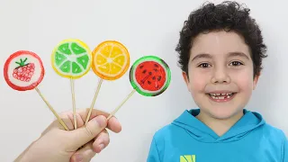 Yusuf buy candy from the market