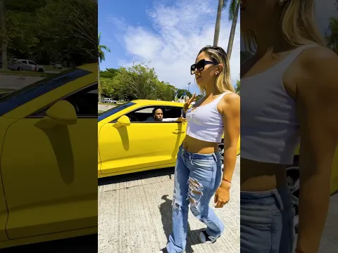 CUANDO TU CARRO ES BUMBLEBEE 😎 #shorts