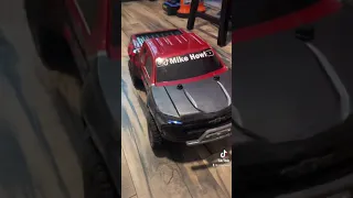 Slash gets some mirrors