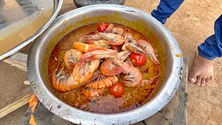 Bade Bade Prawns Ka Desi Cooking