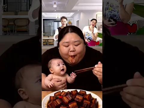baby playing with mom 😂 고기는 엄마가 먹고 고추는 아기한테? 🤣💖💜